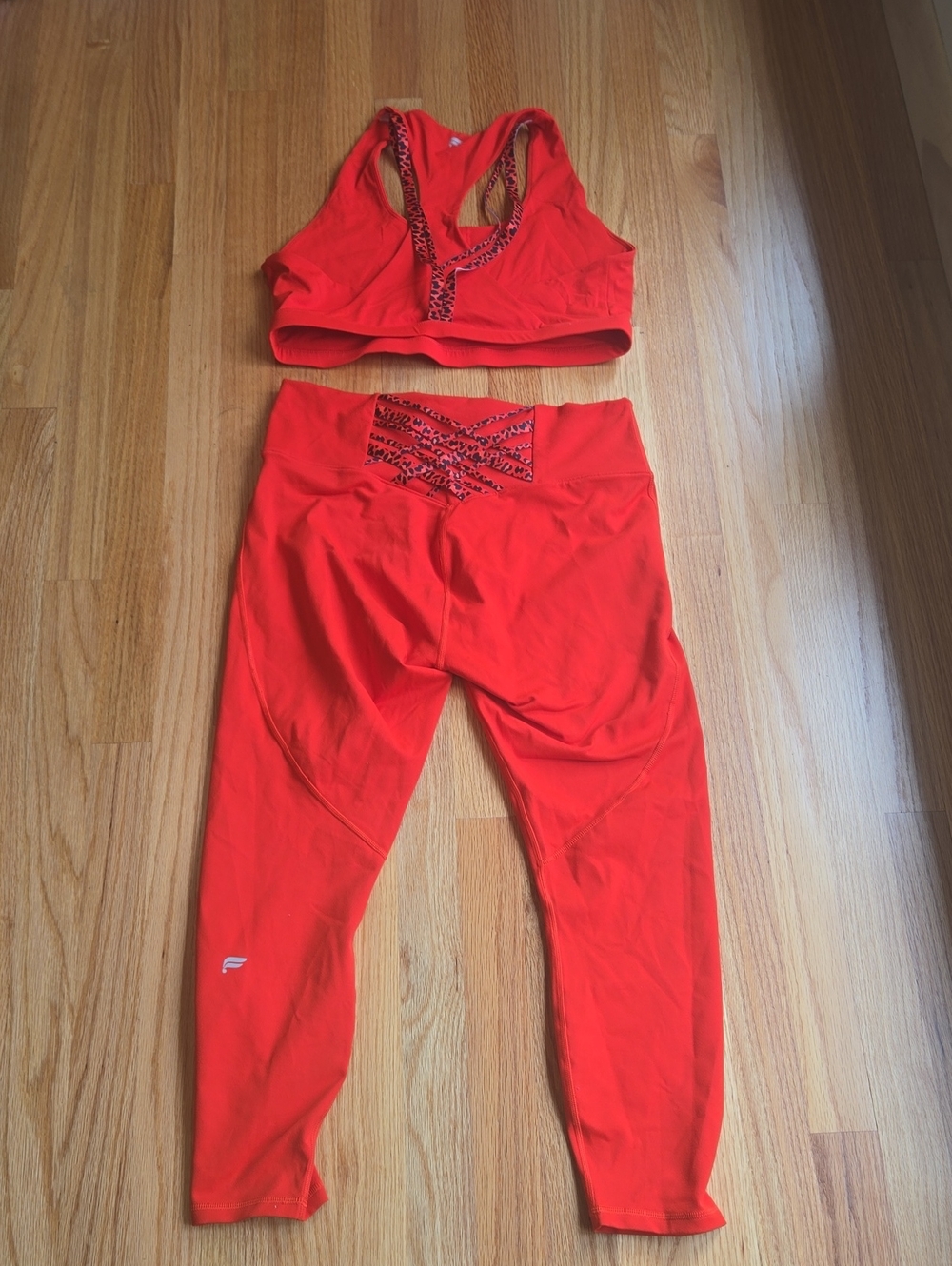 Fabletics XL Red High-Waist Active Leggings with Matching Sports Bra Cheetah